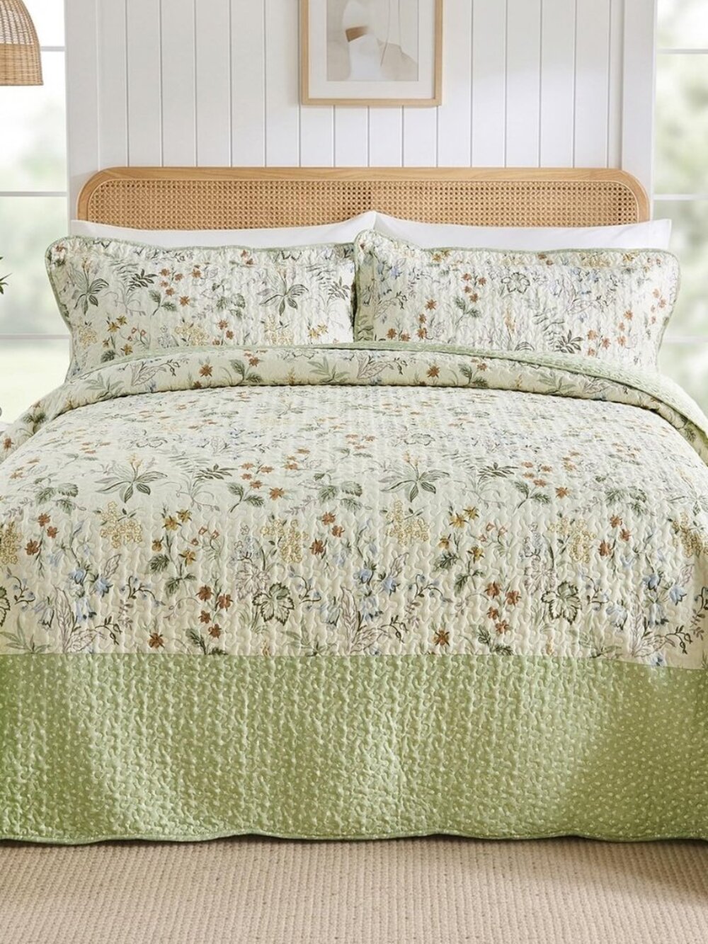 Oversized King Quilt 128x120 Floral Patchwork Bedding Bedspread Set
